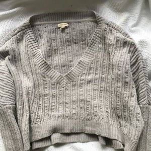 3 FOR 35💥Urban outfitters crop sweater